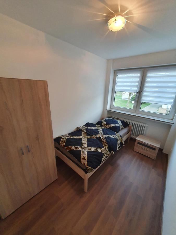 Ferienwohnung Schlossstrasse エッセン エクステリア 写真