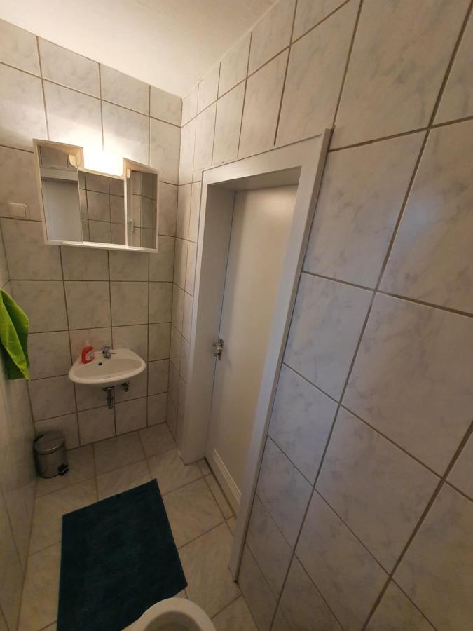 Ferienwohnung Schlossstrasse エッセン エクステリア 写真