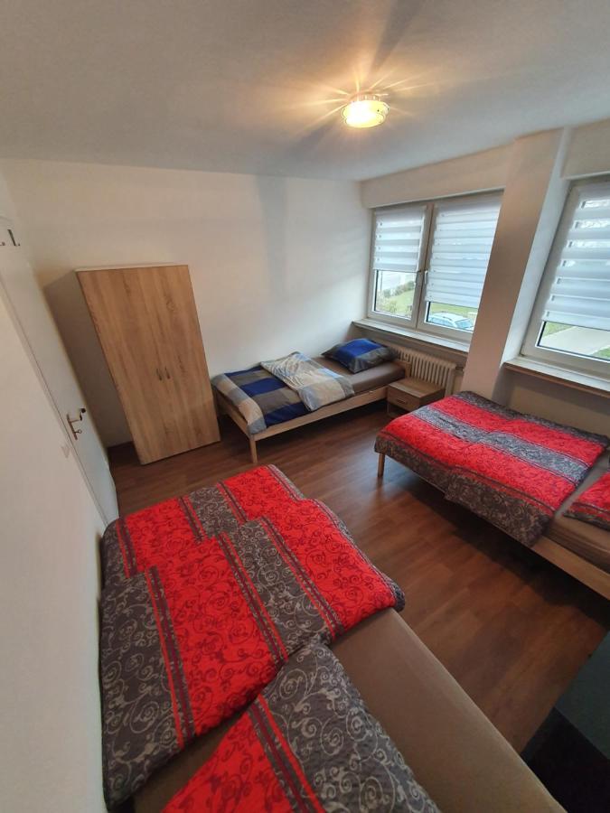 Ferienwohnung Schlossstrasse エッセン エクステリア 写真