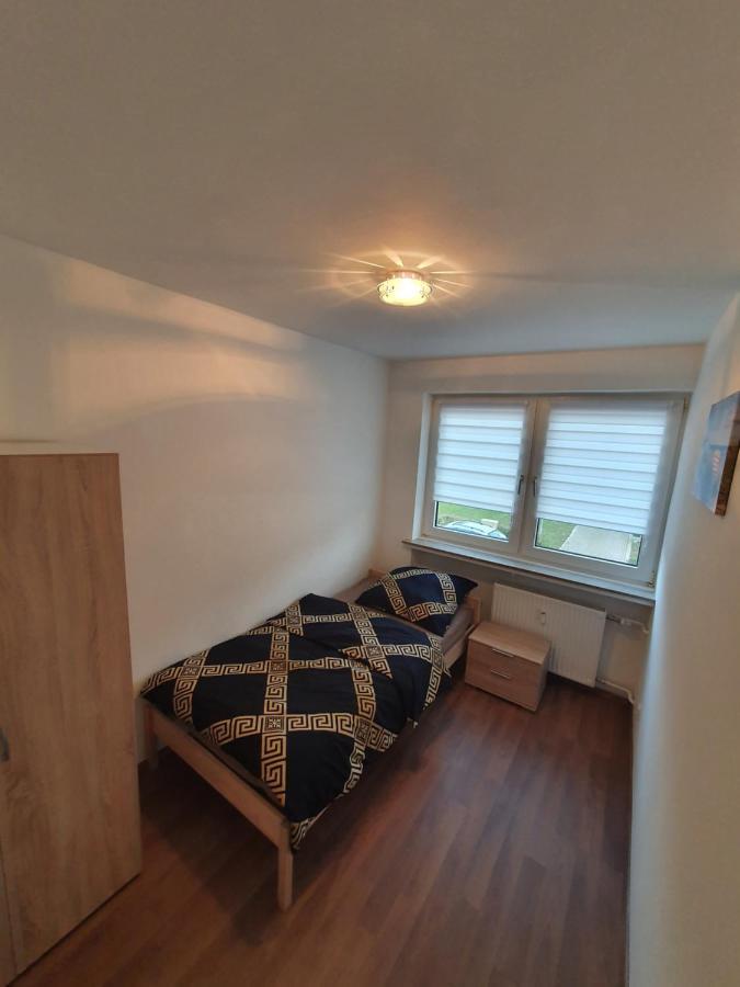 Ferienwohnung Schlossstrasse エッセン エクステリア 写真